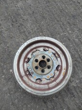 VOLKSWAGEN PASSAT B8 2015-2020 2.0 TDI AUTOMATIC DUAL MASS FLYWHEEL 03L105266DE