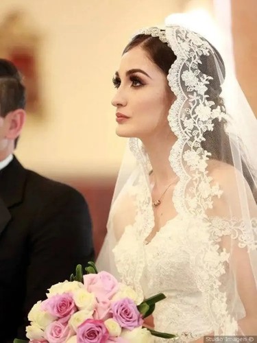 Tier white ivory wedding - 1,