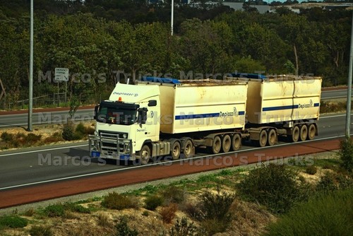 Truck photo volvo - fh, tipper