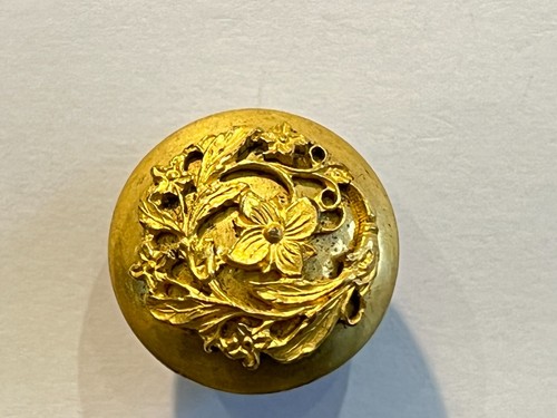 Antique dress button piece - ,
