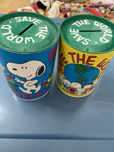 Two snoopy collectors money - collectors,