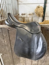 Jeffries 18" Medium Wide