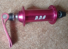 Original NOS DDG Shooter Front Hub QR Red Inc Skewer 32 holeAround 2000