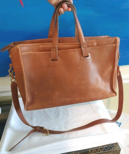Old coach bedford - old, briefcase