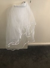 short net ivory veil with