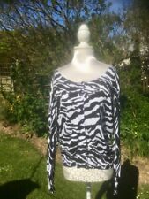 Women's size 16 'MATALAN'