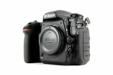 Nikon D500 20.9MP Digital SLR