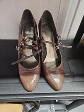06 Nine West Mary Jane Heels