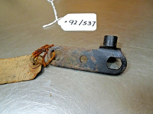 Bsa engine 385 tappet guide - tappet,