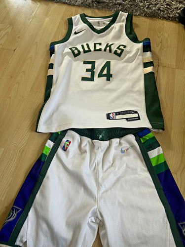 Nike milwaukee bucks - milwaukee,