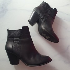 Footglove Black Faux Leather