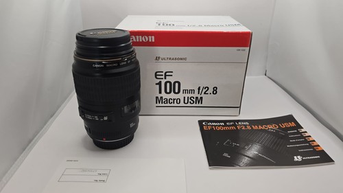 Canon 100mm 8 - f/2.8, macro