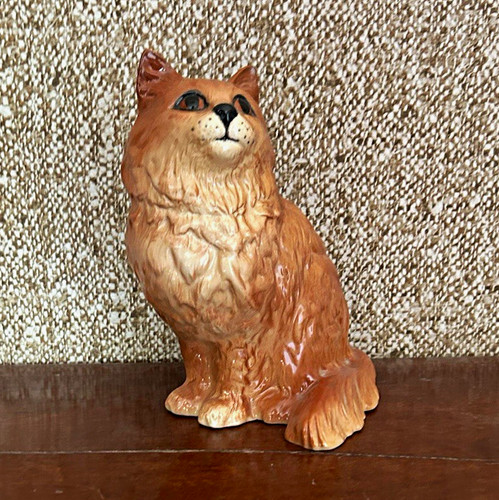 Porcelain cat figure