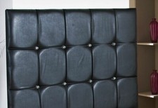 STUNNING 30" BLACK LEATHER