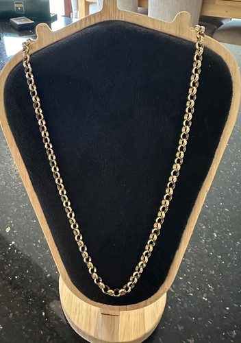 True real 9ct - a, gold