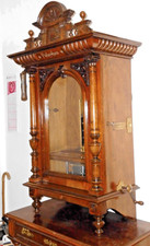 104 polyphonic music machine