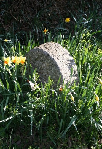 Photo 6x4 old bridge marker - marker, by