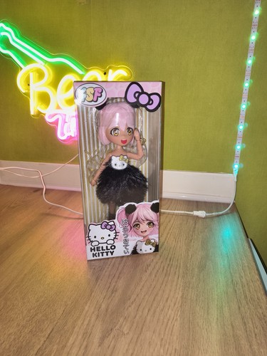Hello kitty manga doll golden - kitty,