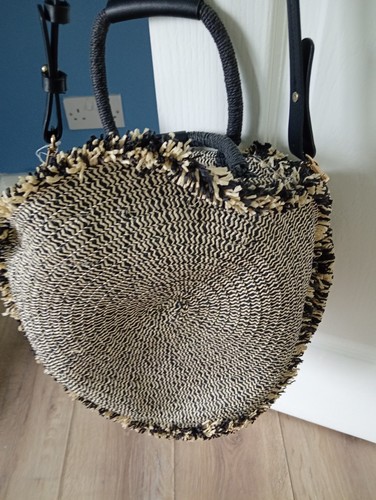 Zara black and beige - black,