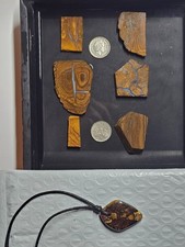 394cts 6 pieces Australian Rough Boulder Stones + 1 polished Pendant.