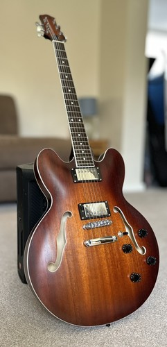 Eart 335 guitar - e,
