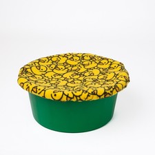 Fleece Feed Bucket Cover /