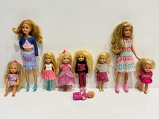 Barbie Family & Chelsea Dolls