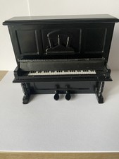 12th Scale Dolls House Black