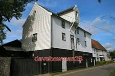 PHOTO  PAKENHAM WATER MILL THE LAST WORKING WATER MILL IN SUFFOLK.  SEE 2006