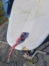 Splash sailing dinghy with