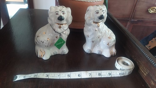 Pair boxed vtge beswick - pair,