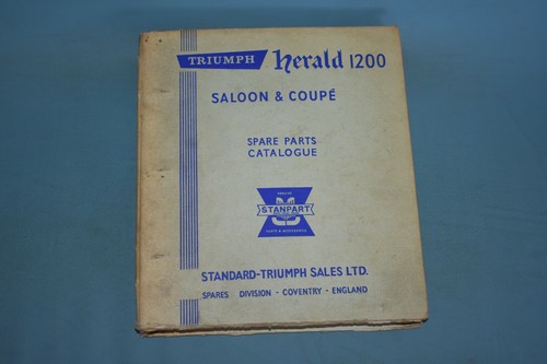 Triumph herald 1200 saloon - triumph,