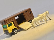 Matchbox?Lesney 1982 Bedford Horse Box Inc Horses - Mint