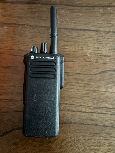 Motorola dp4400 uhf security - motorola,