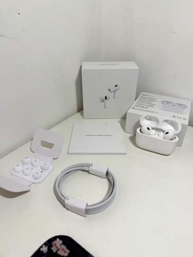 Apple airpods pro white ear - pro, in-ear