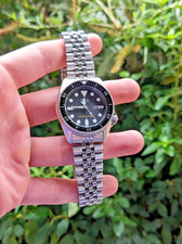 Seiko Men's Black Watch - SKX013K1 7S25-0030 Original SKX 013 Jubilee Bracelet 