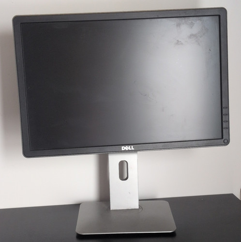 Dell ultrasharp 22in lcd - dell,