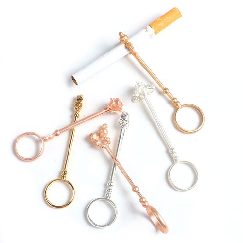Adjustable cigarettes clip - cigarettes,