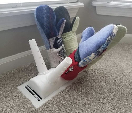 Green glove dryer for hats - green,