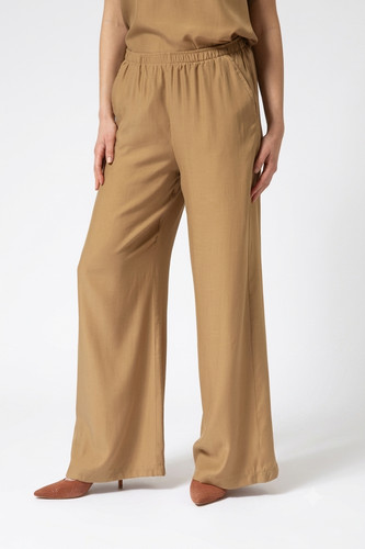 Women wide leg silk trousers - leg,