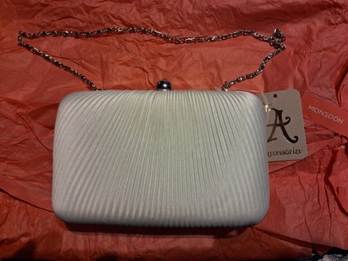 Clutch bag ivory - n,