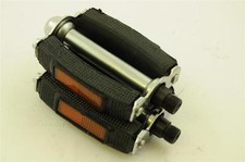 Bow Pedals Traditional Style
