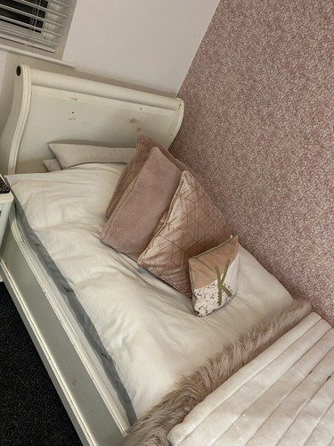 White single sleigh - sleigh, bed