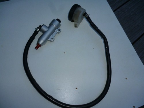 Universal rear brake clutch - rear,