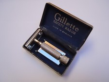 Vintage Gillette Aristocrat #15 safety razor rhodium plated made in England 1948