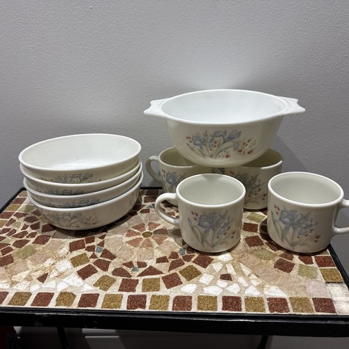 Pyrex blue iris - pyrex, vintage