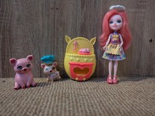 Enchantimals ~ Petya Pig Doll & 2 Pets Baking Buddies Set