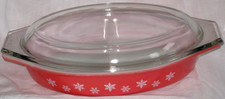 PYREX Divided Dish Red White