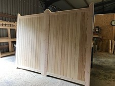 Wooden Driveway Gates Flat Top