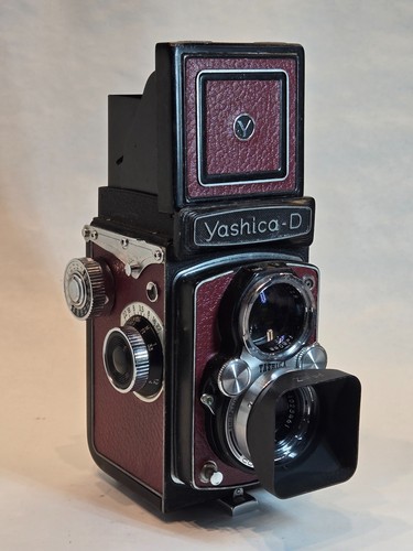 Yashica tlr red exc w - tlr,
